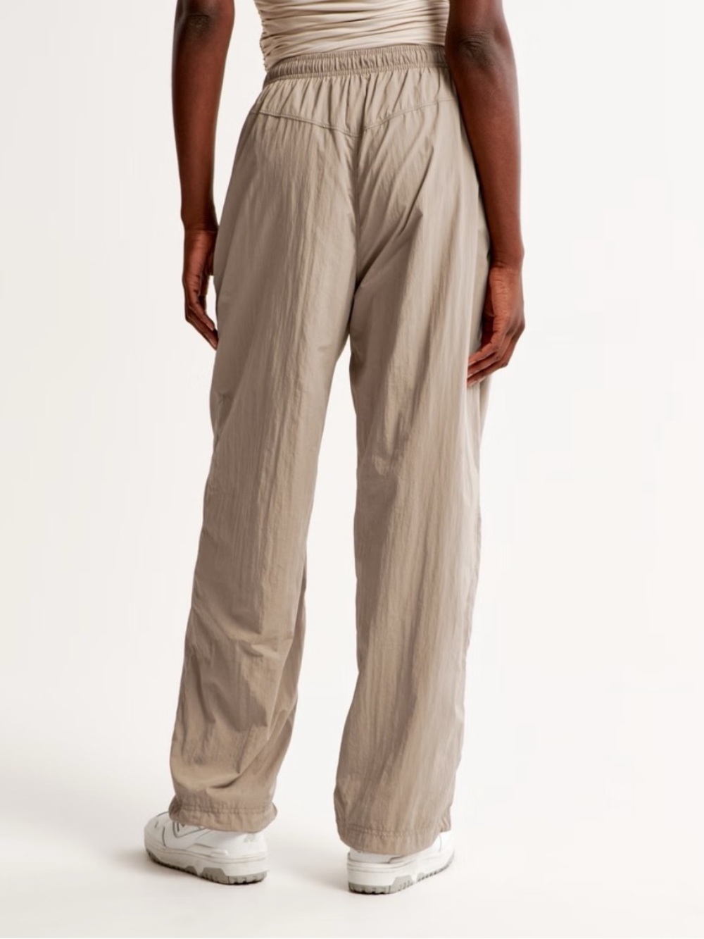 Abercrombie & Fitch Crinkle Nylon Track Pants in Khaki Beige, Size Small - Picture 4 of 14